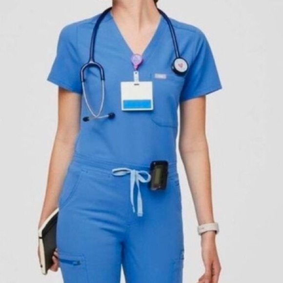 Capri Blue Small Catrina scrub top - Picture 2 of 8